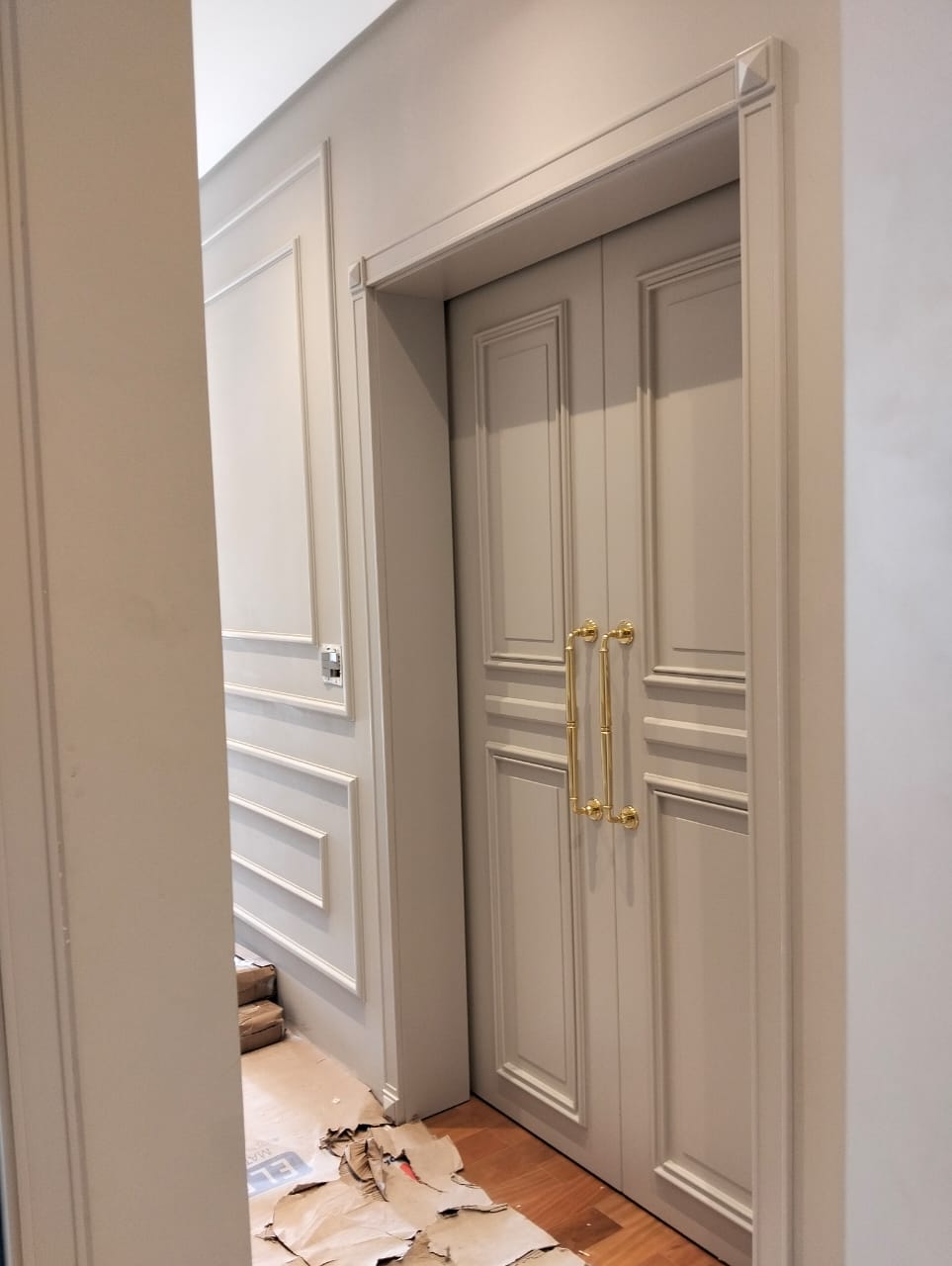 Portas clássicas alto padrão PHANDA PORTAS