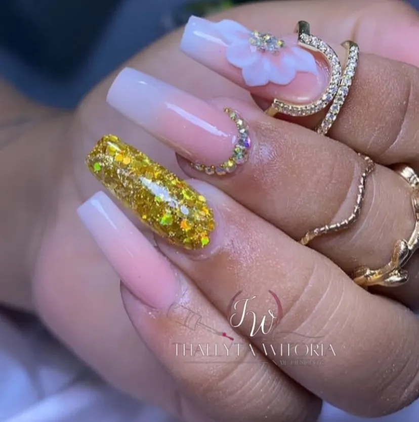 Unhas em Gel, Cílios e Sobrancelhas | Piedade