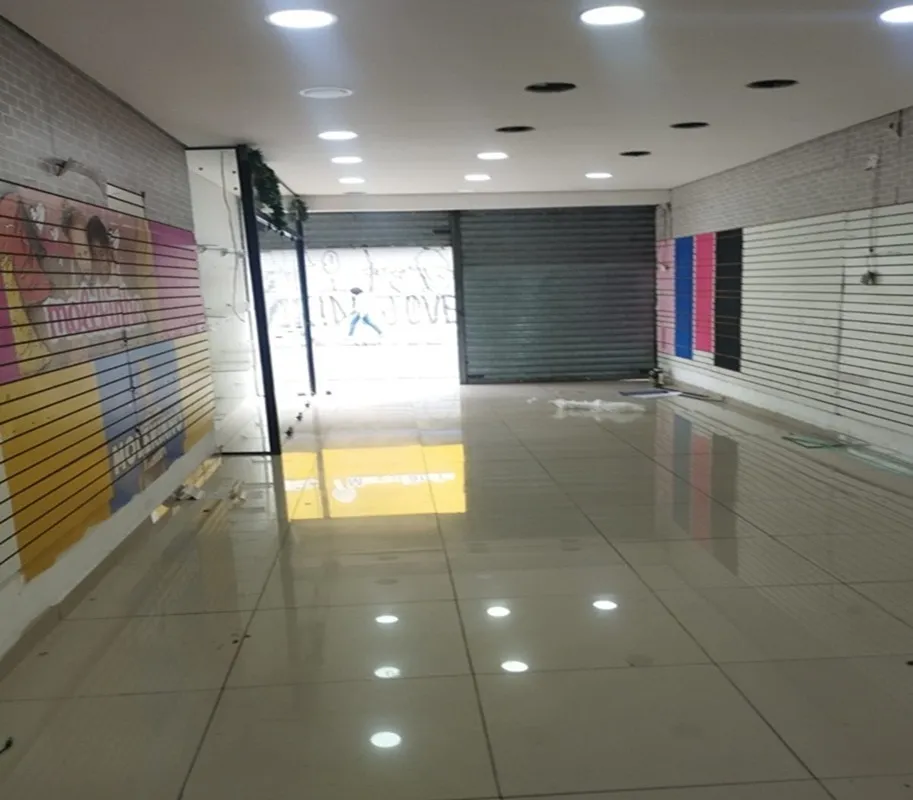 Alugo loja de 180m² em ponto de forte comércio região Largo 13